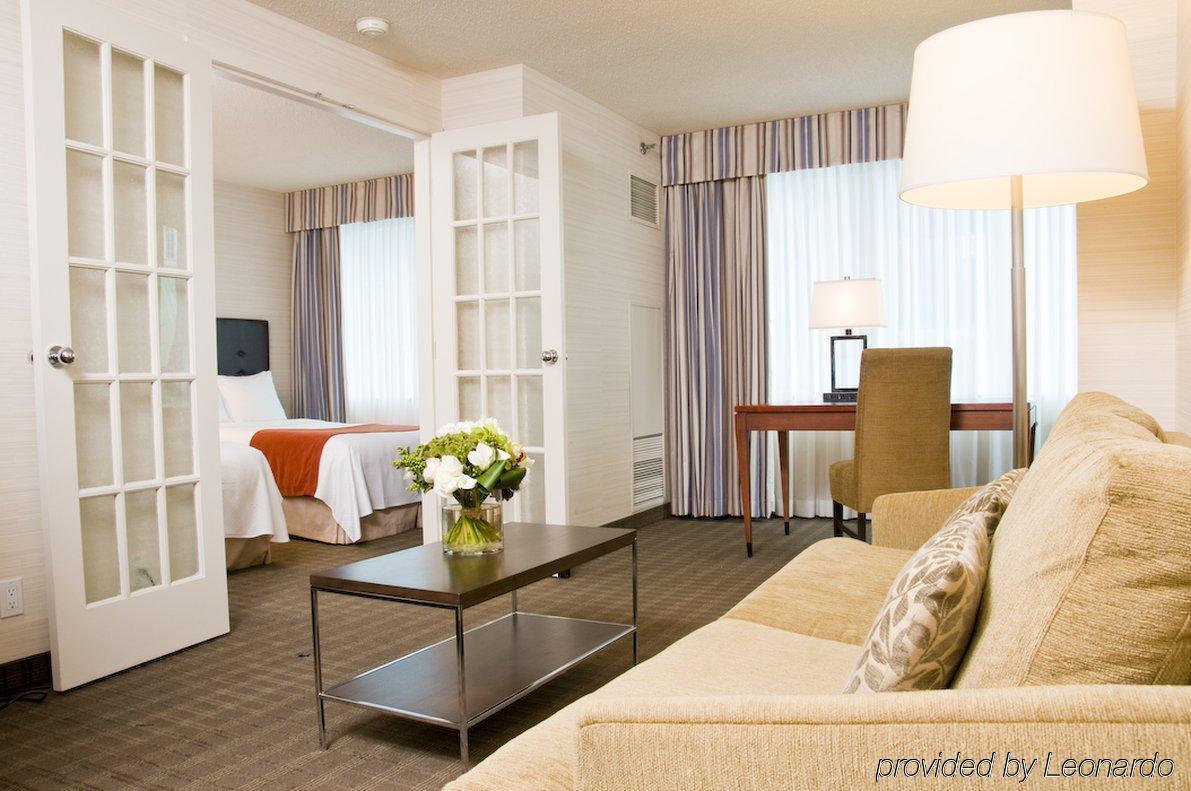 Cambridge Suites Toronto Buitenkant foto