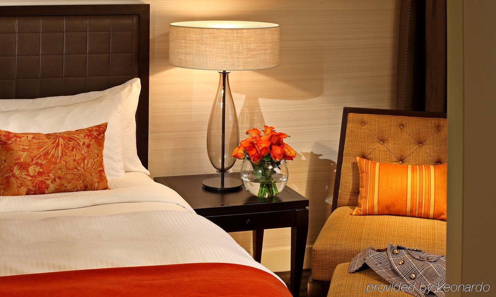 Cambridge Suites Toronto Buitenkant foto