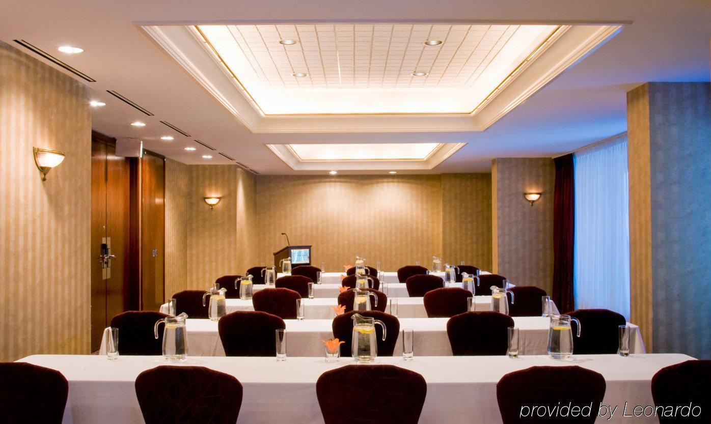Cambridge Suites Toronto Buitenkant foto